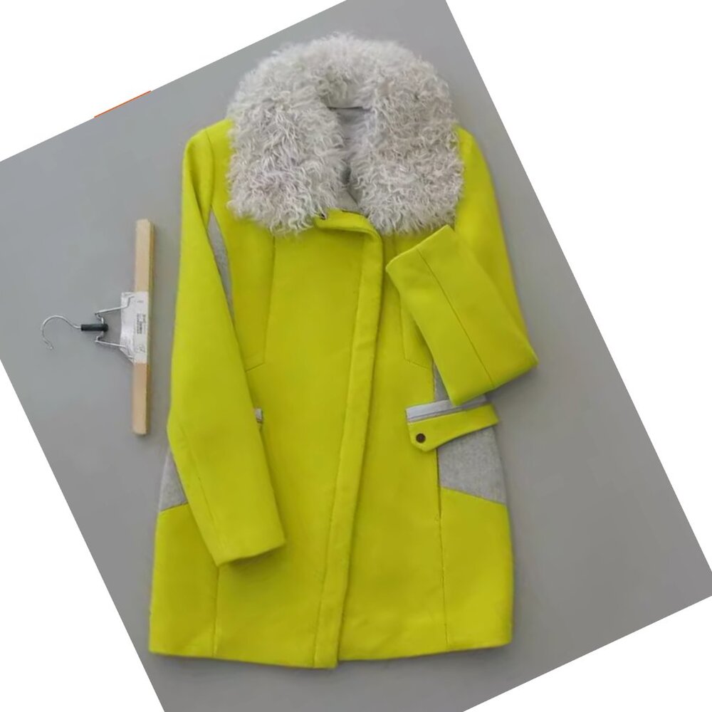 NWT Genuine Wool Fur Collar Wool Yellow Green Coat Fur Removable